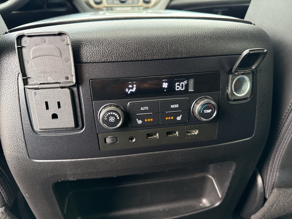 Used 2019 GMC Yukon Denali AWD/4WD image 40