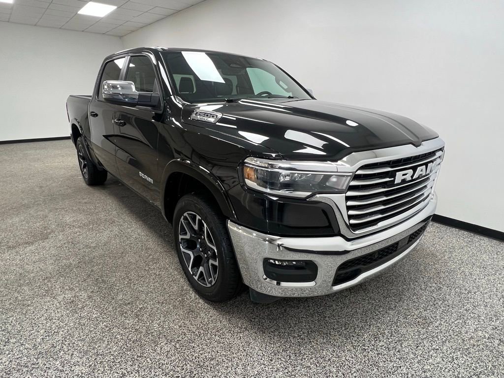Used 2025 RAM 1500 Laramie image 17