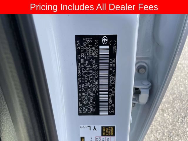 Used 2024 Toyota Prius Limited w/ Limited Premium Package AWD/4WD image 39