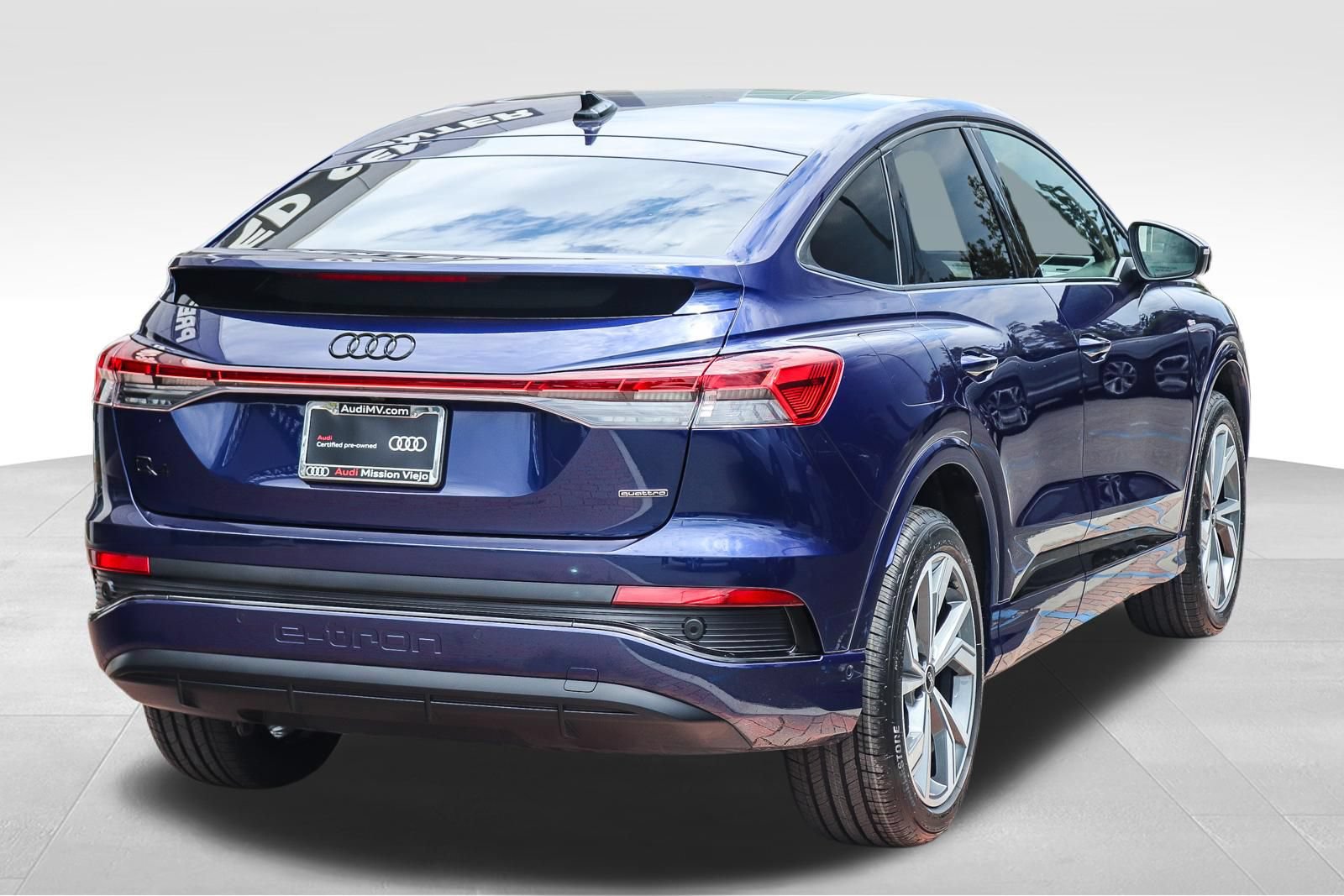 Certified 2023 Audi Q4 e-tron Premium Plus w/ Premium Plus AWD/4WD image 7