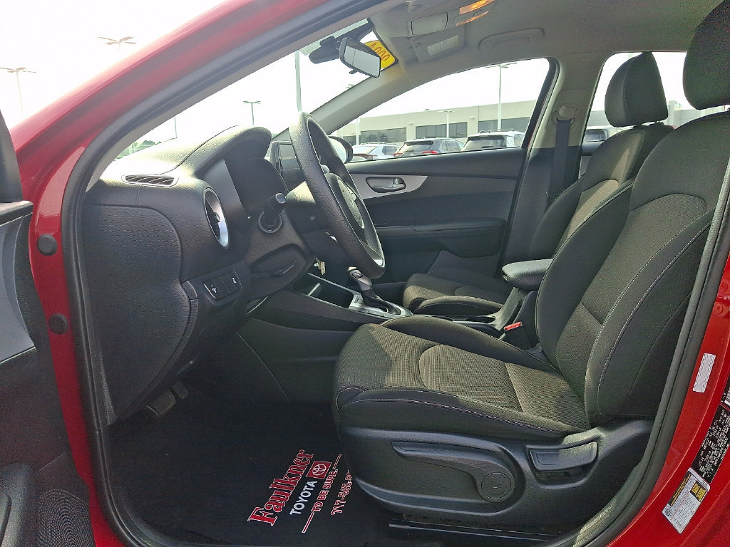 Used 2024 Kia Forte LXS FWD image 13