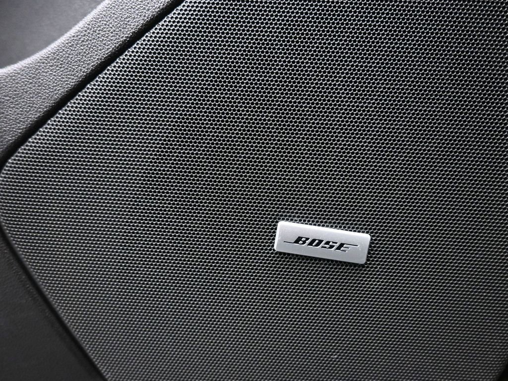 Used 2017 Cadillac XT5 Luxury w/ LPO, Wheel Lock Package image 12