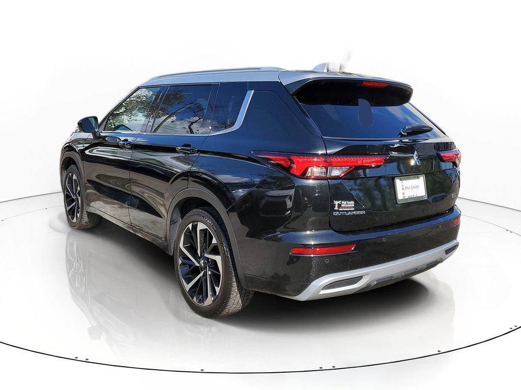 Used 2024 Mitsubishi Outlander SEL image 4