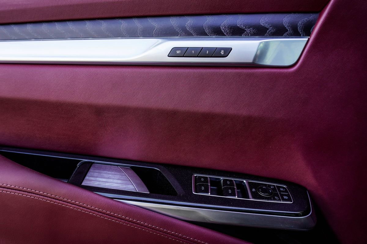 Used 2026 Cadillac Escalade Luxury w/ Touring Package image 39