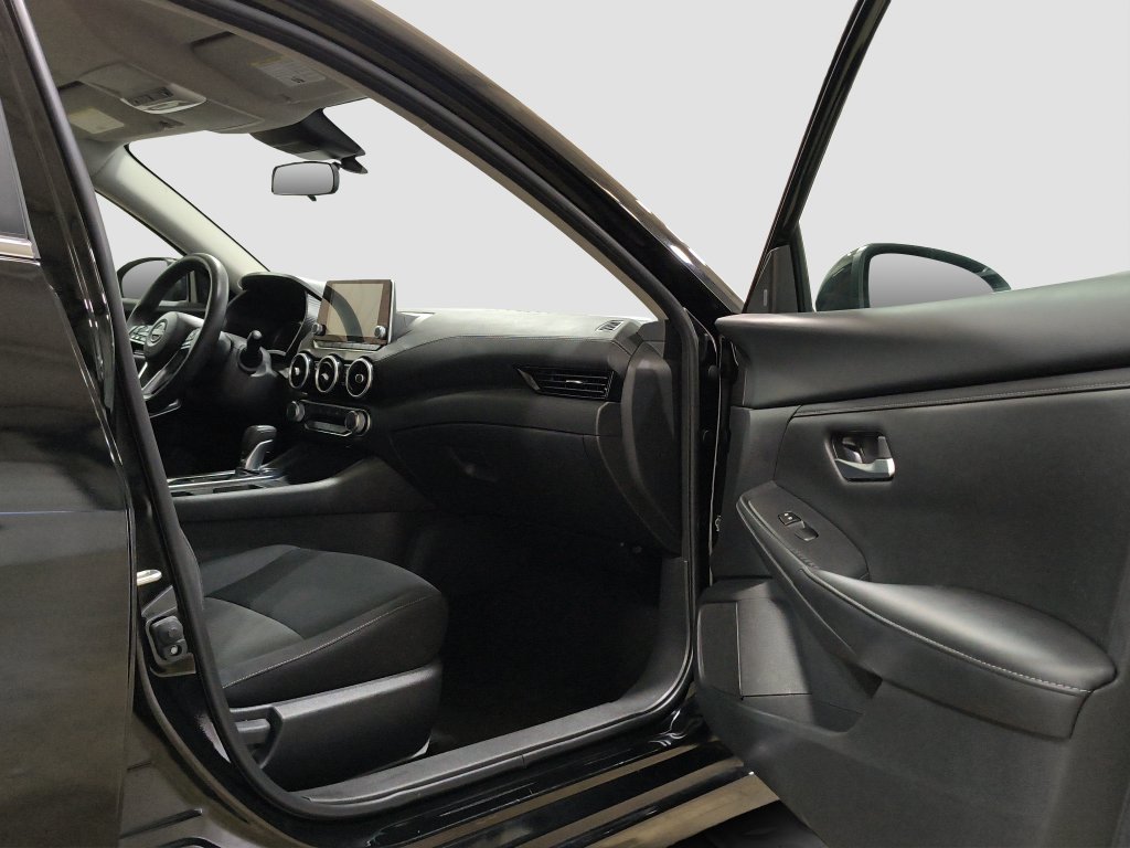 Used 2025 Nissan Sentra SV FWD image 20
