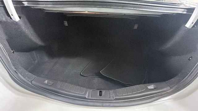 Used 2015 Ford Fusion SE FWD image 24