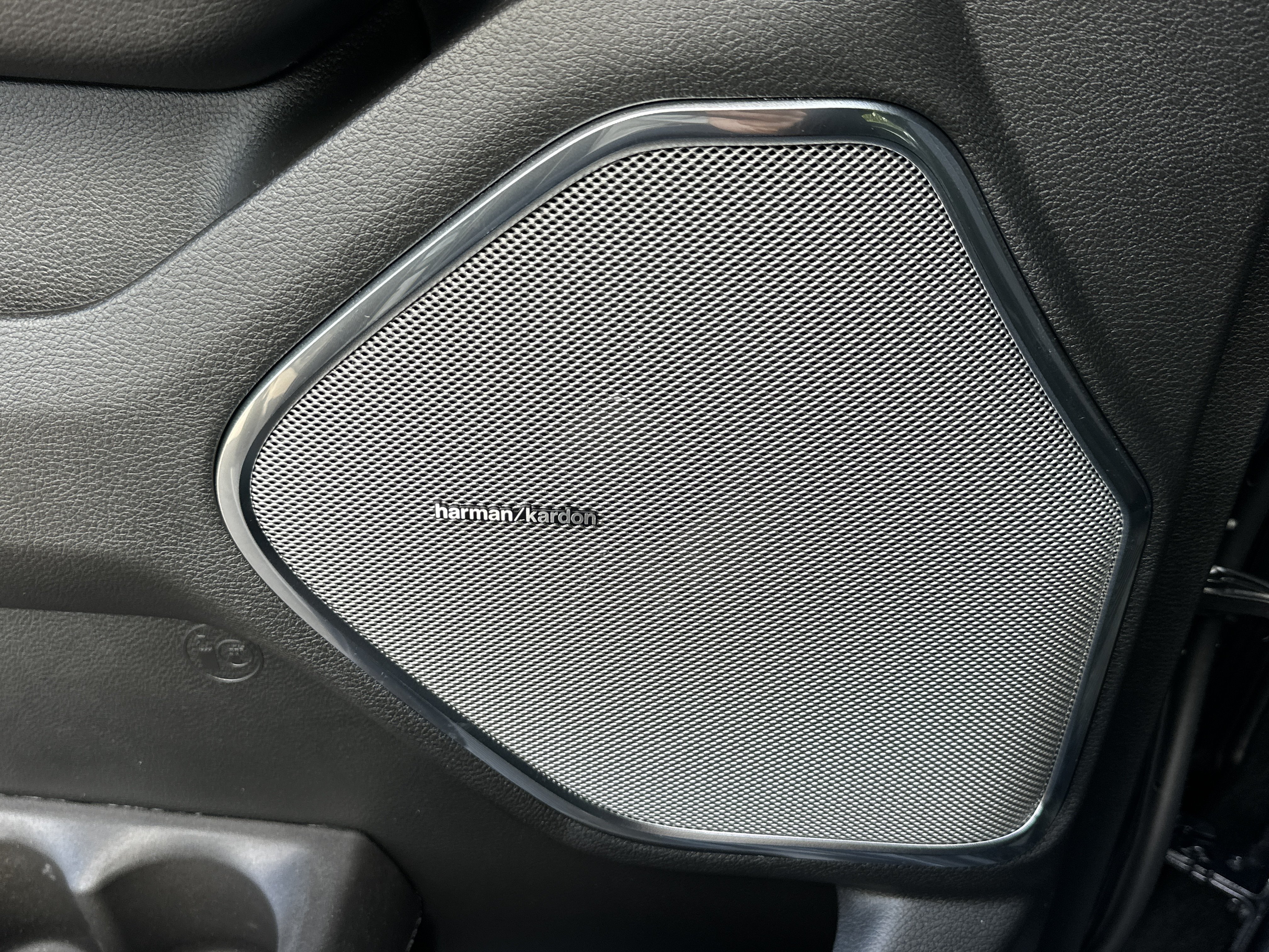 New 2027 RAM 1500 Laramie AWD/4WD image 14