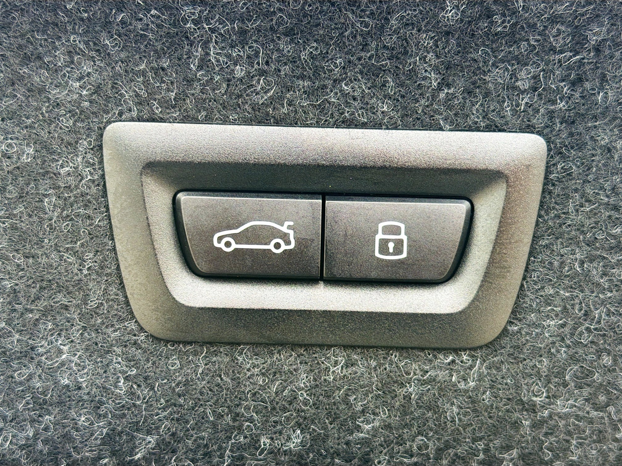 Used 2026 BMW M440i Coupe image 13