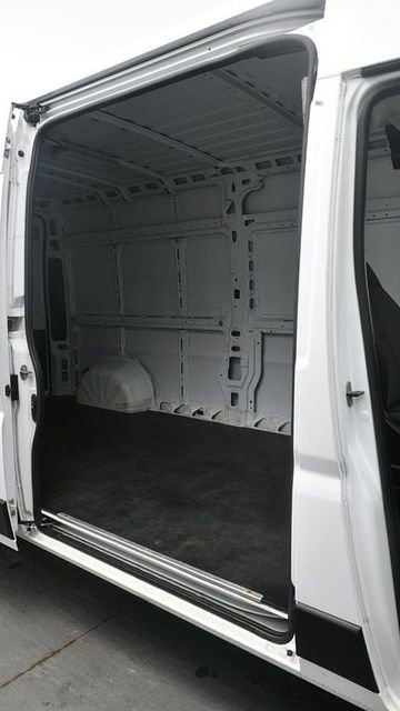 Used 2023 RAM ProMaster 2500 FWD image 13