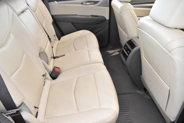 Used 2022 Cadillac XT5 Premium Luxury w/ LPO, Floor Liner Package AWD/4WD image 12