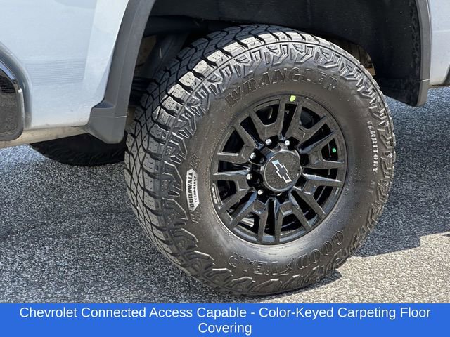 Used 2024 Chevrolet Silverado 2500 ZR2 w/ Technology Package AWD/4WD image 31