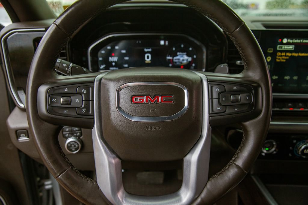 Used 2023 GMC Sierra 1500 SLT w/ SLT Premium Package AWD/4WD image 16