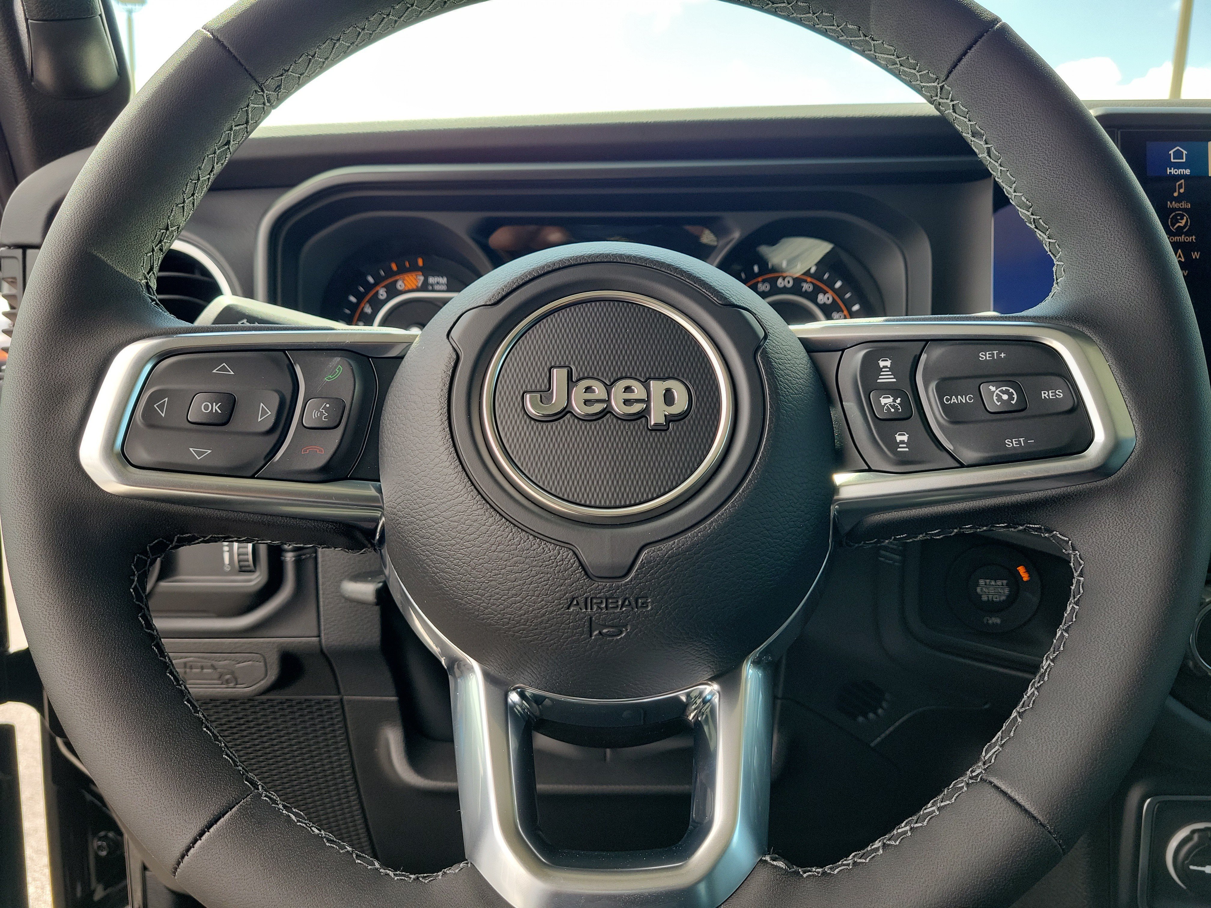 New 2026 Jeep Wrangler Unlimited Sahara AWD/4WD image 12
