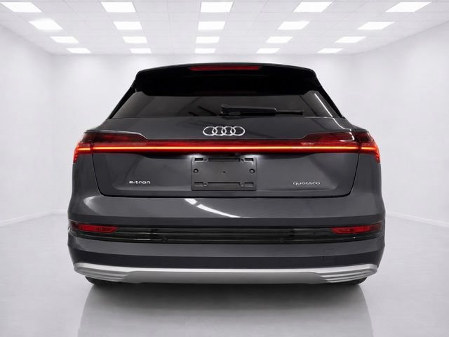 Used 2021 Audi e-tron Premium AWD/4WD image 13