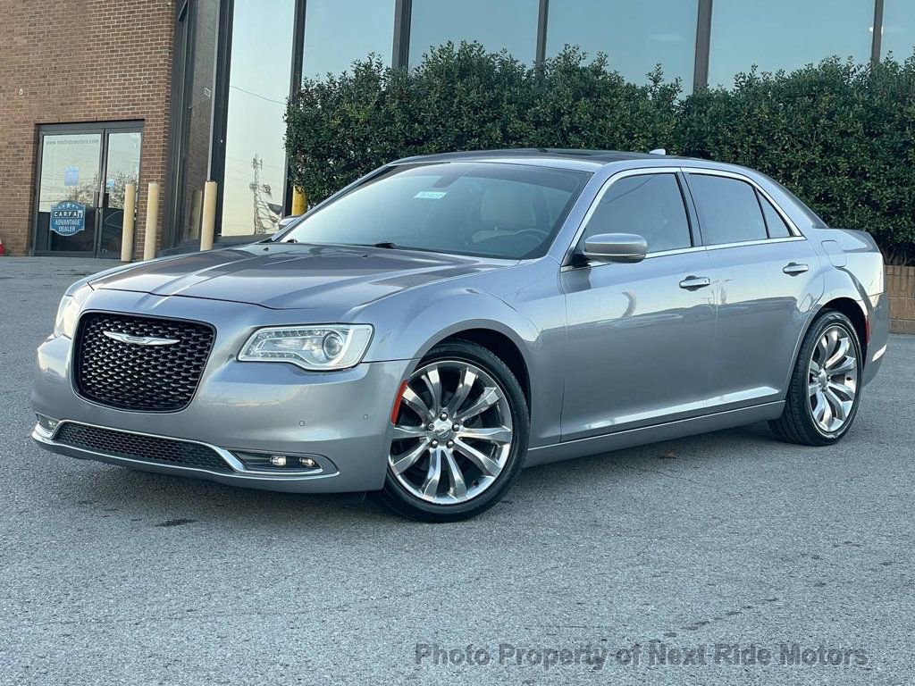 Used 2016 Chrysler 300 Limited image 1