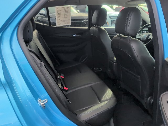 Used 2025 Buick Encore GX Sport Touring AWD/4WD image 9