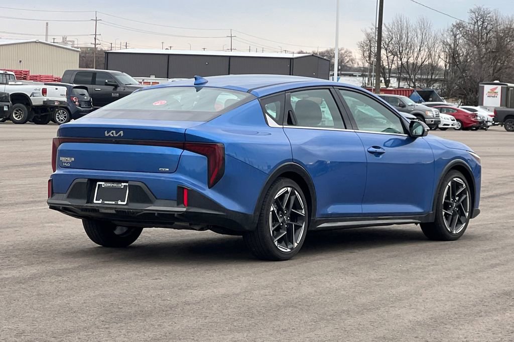 Used 2025 Kia K4 GT-Line image 4