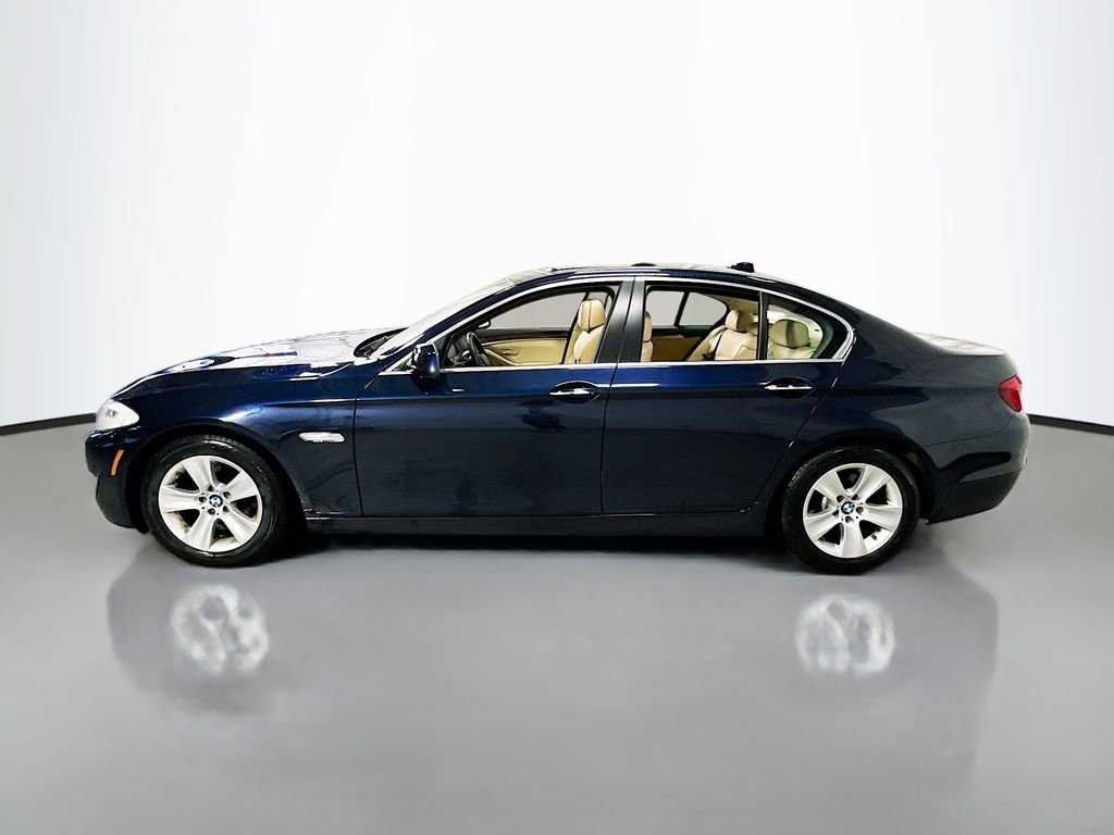Used 2013 BMW 528i xDrive Sedan image 5