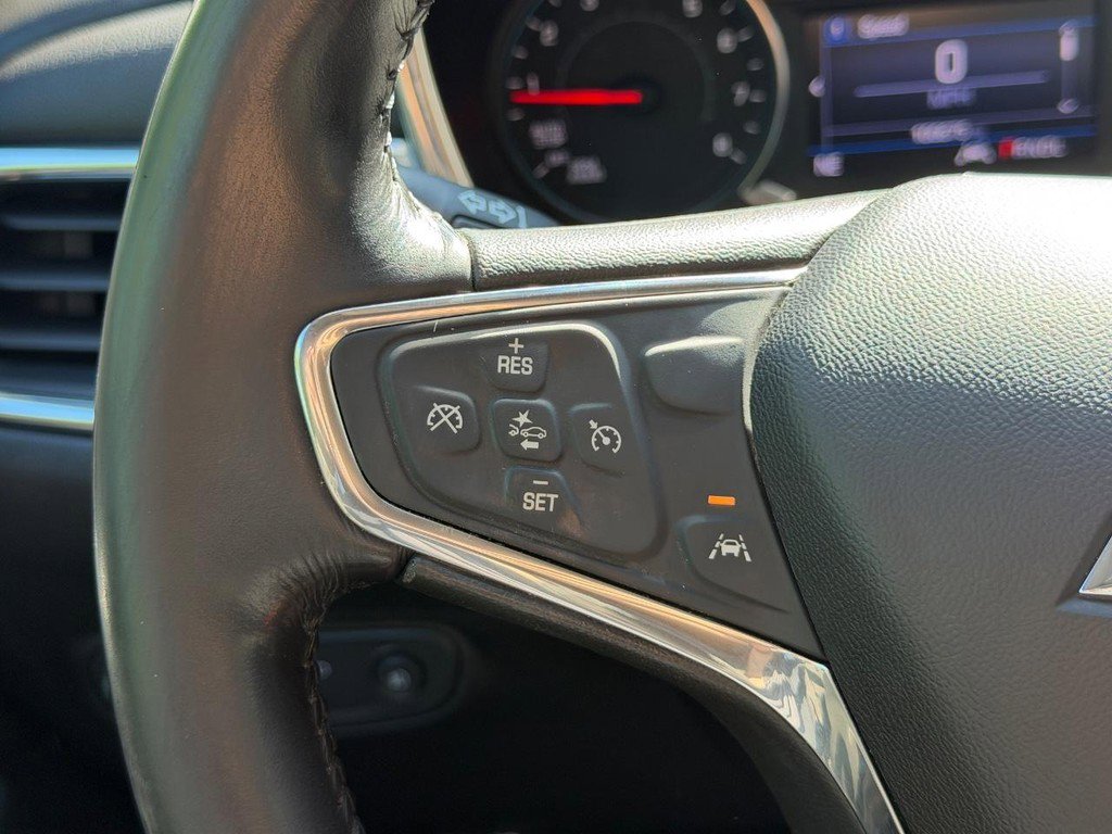 Used 2020 Chevrolet Equinox LT AWD/4WD image 17