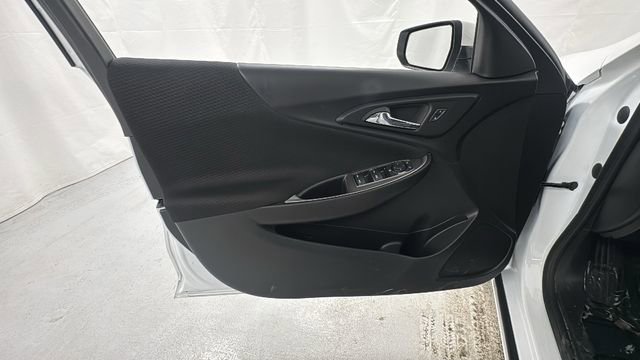Used 2024 Chevrolet Malibu LT image 16