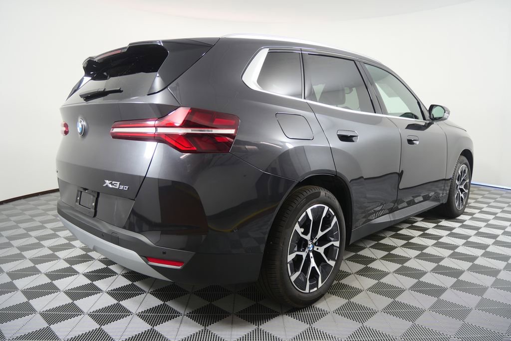 Certified 2025 BMW X3 xDrive30i image 3