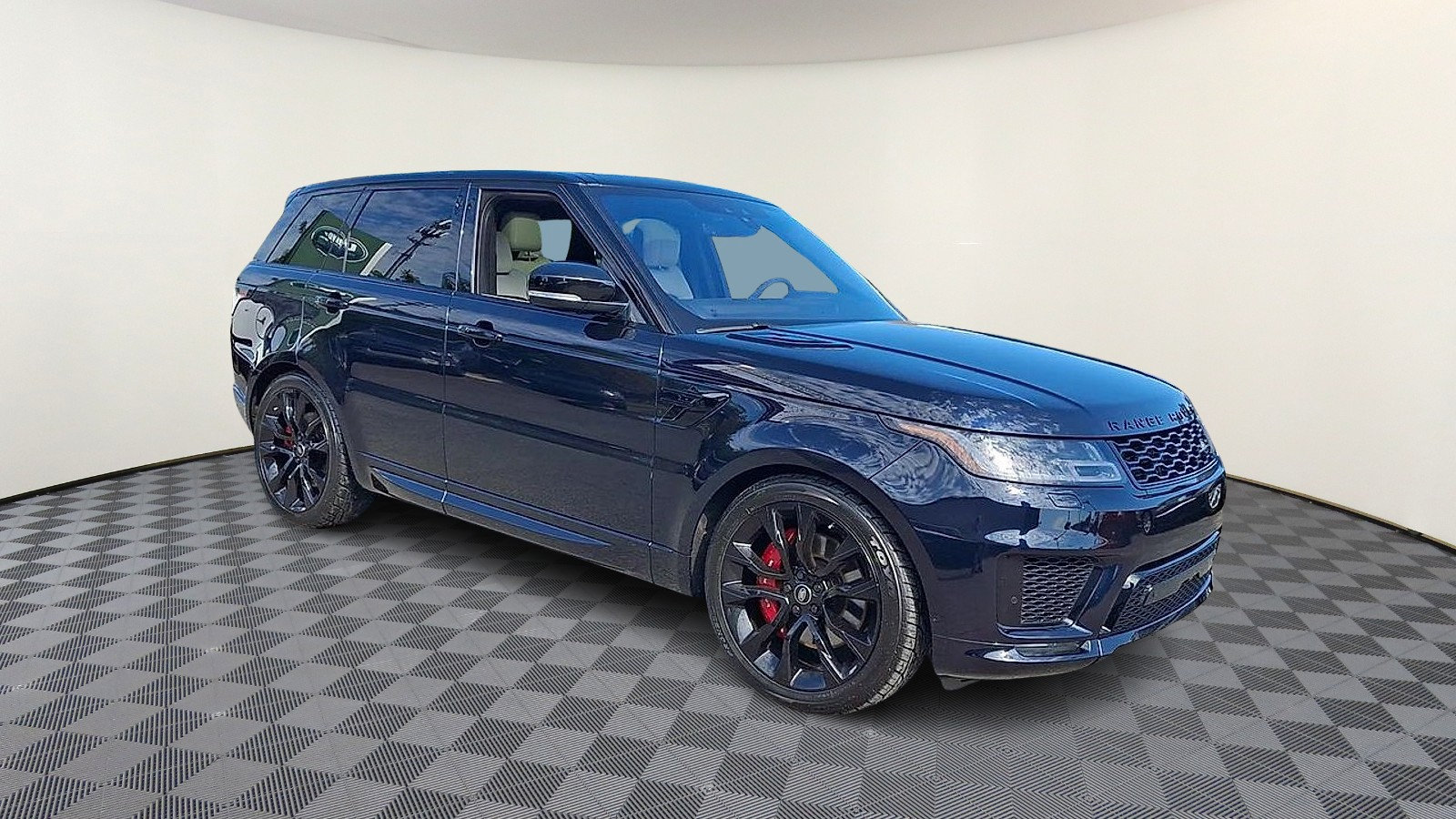 Used 2021 Land Rover Range Rover Sport HST AWD/4WD image 2