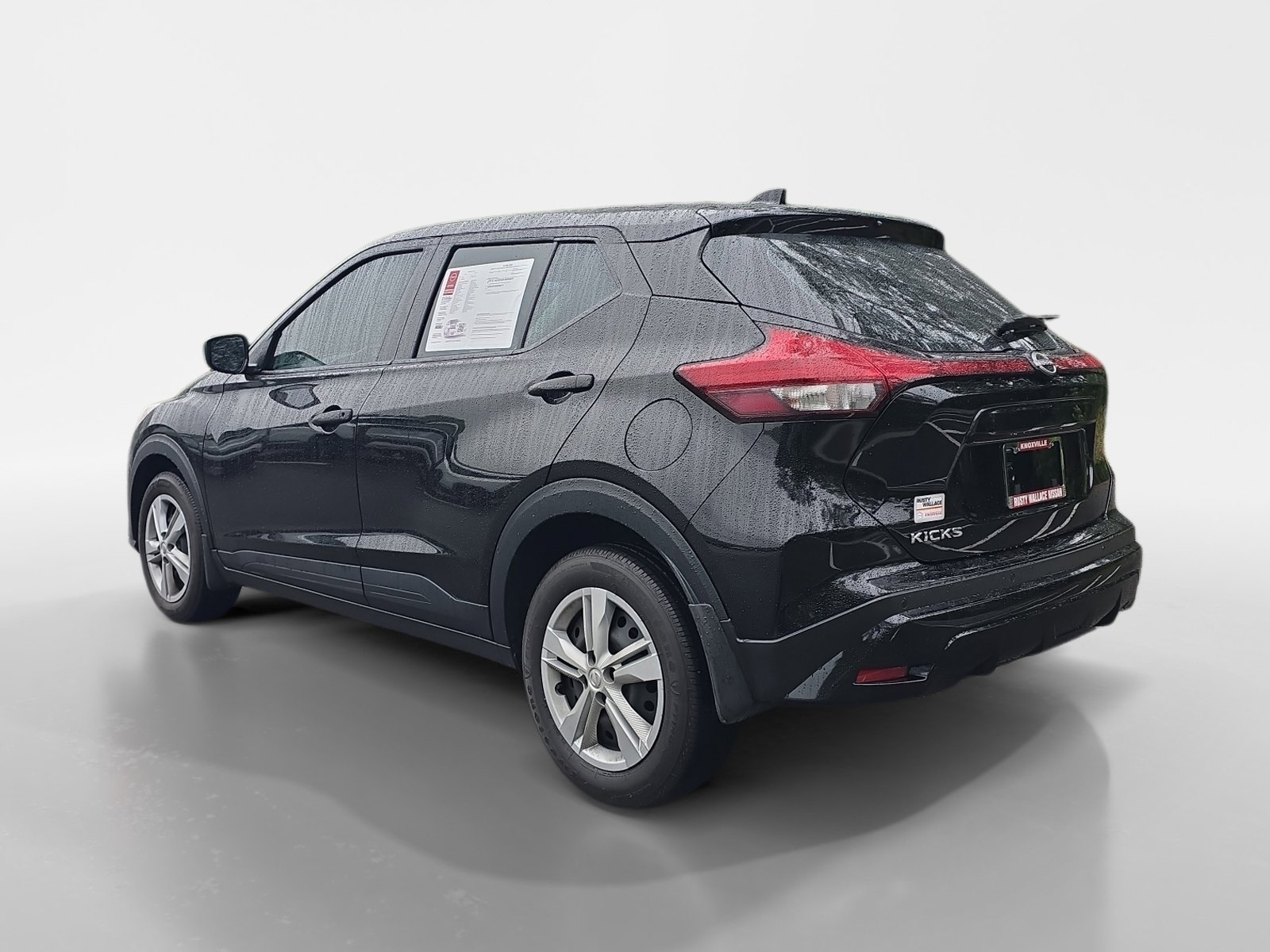 Certified 2025 Nissan Kicks Play S FWD image 3