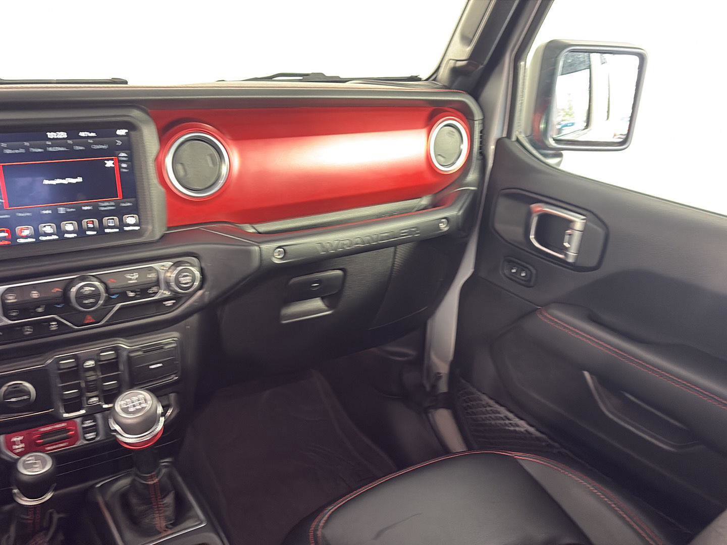 Used 2023 Jeep Wrangler Unlimited Rubicon AWD/4WD image 20