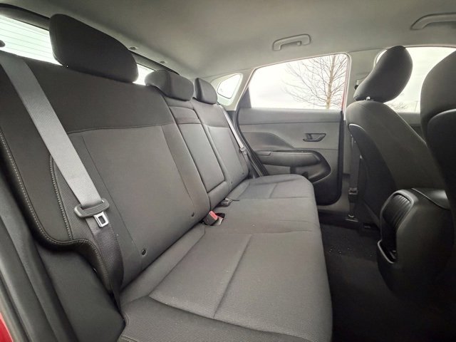 Used 2024 Hyundai Kona SE image 31