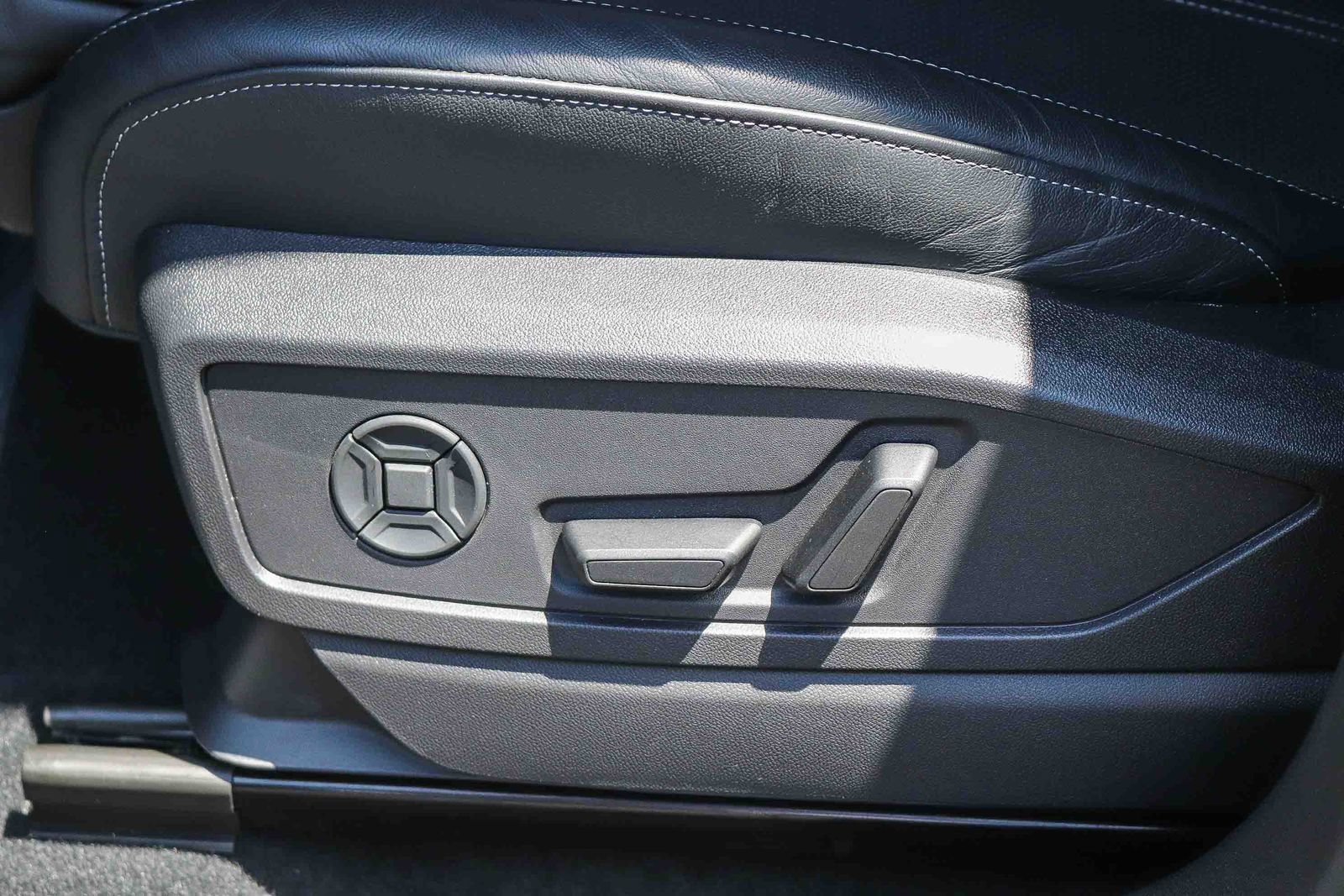 Certified 2025 Audi Q5 Prestige AWD/4WD image 24