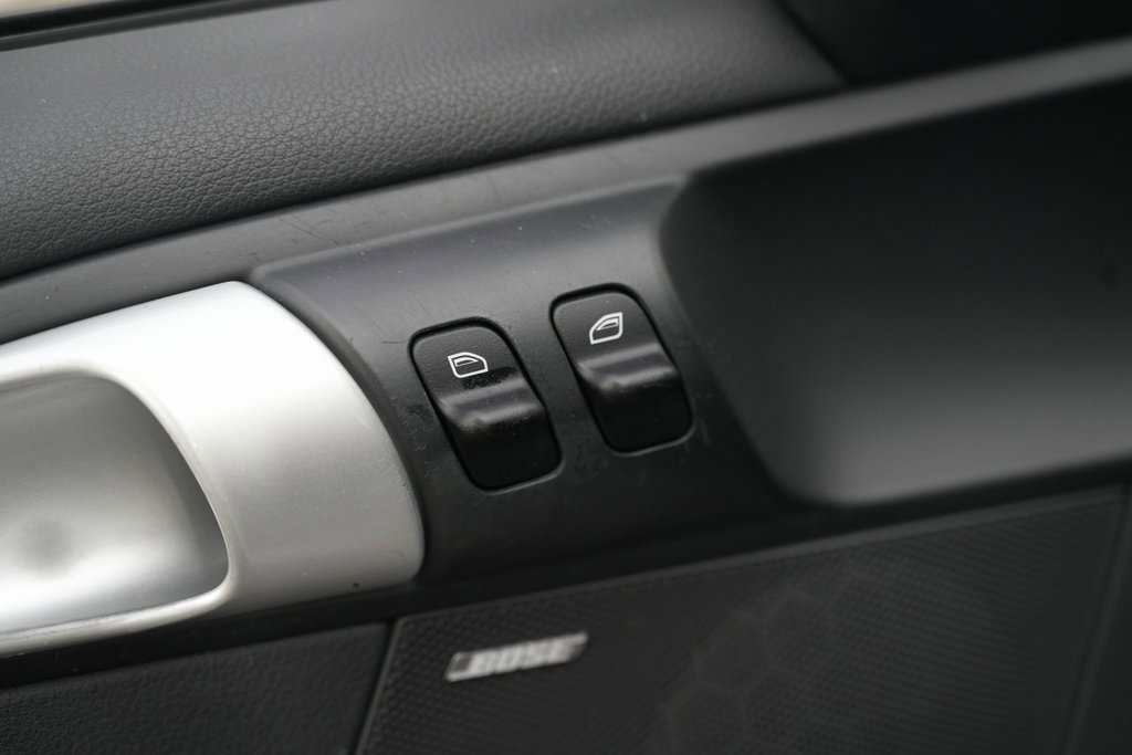 Used 2005 Porsche 911 Carrera image 44