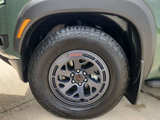 Certified 2025 Nissan Frontier Pro-X image 29