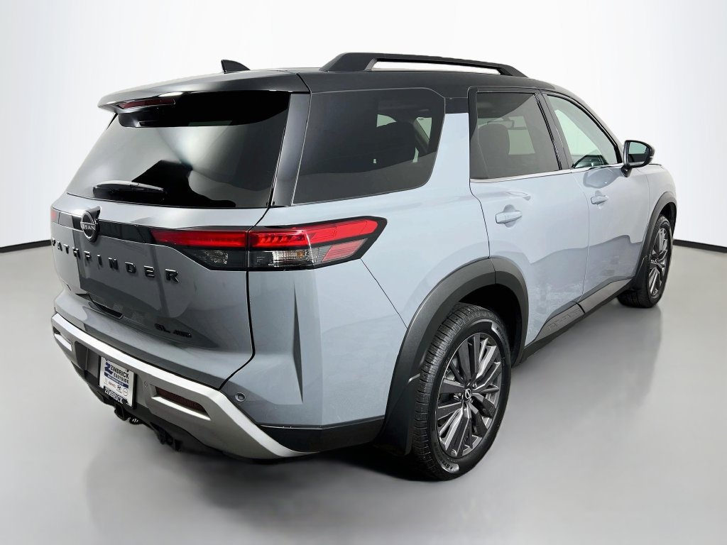 Used 2024 Nissan Pathfinder SL w/ SL Premium Package AWD/4WD image 7