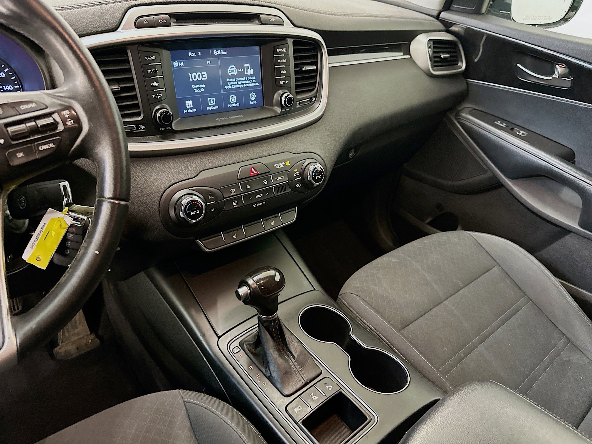 Used 2017 Kia Sorento LX w/ LX Convenience Package image 25