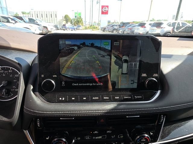 Used 2023 Nissan Rogue SL w/ SL Premium Package image 20