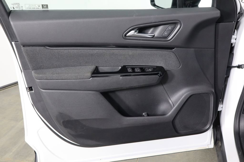 Used 2024 Honda Prologue EX image 18