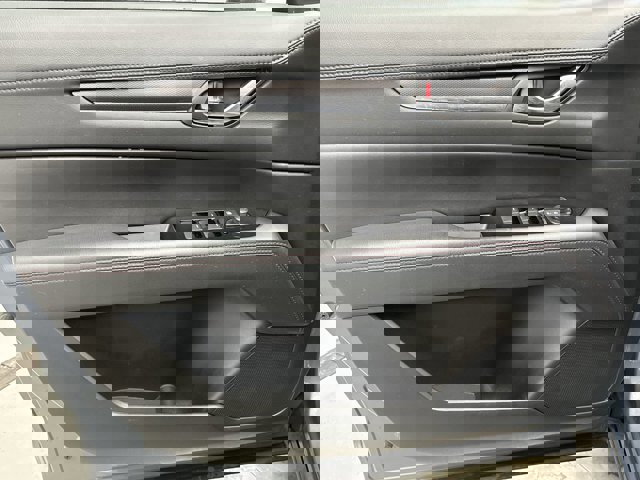 Used 2023 MAZDA CX-5 Carbon Edition image 9