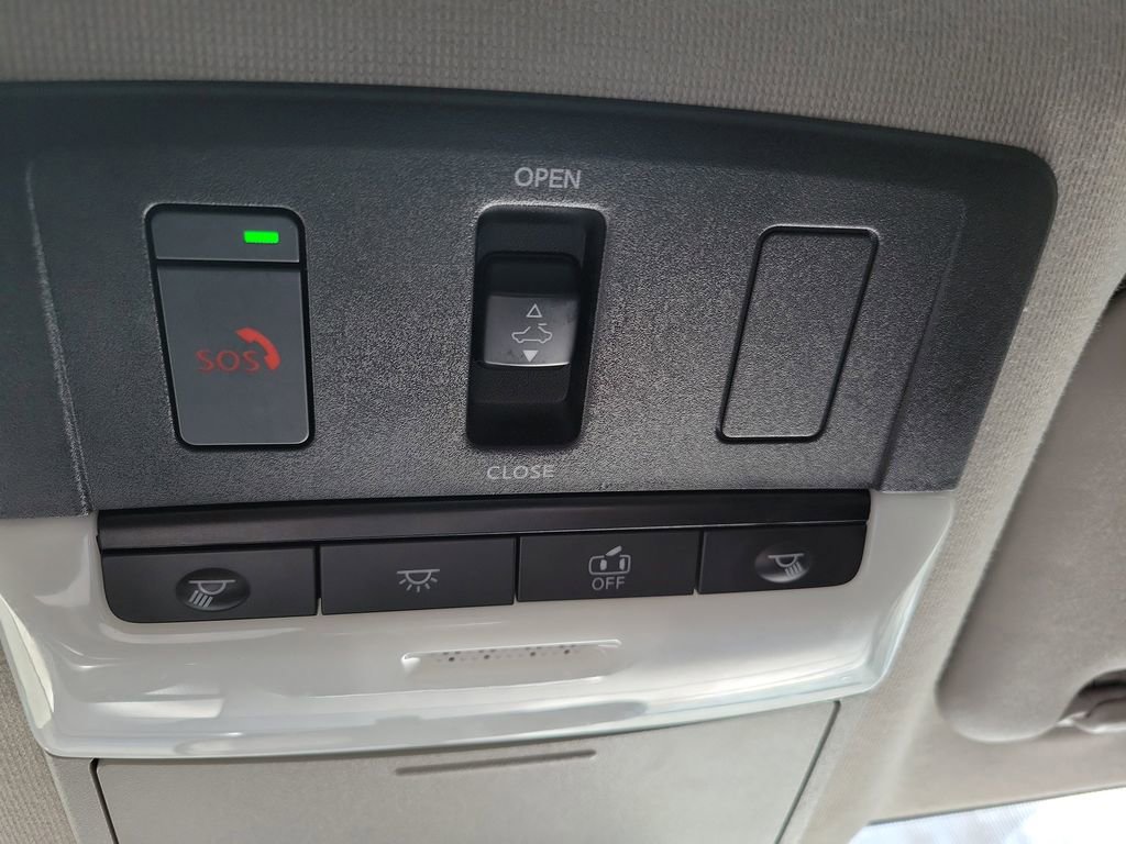 Used 2023 Nissan Sentra SR w/ SR Premium Package image 34