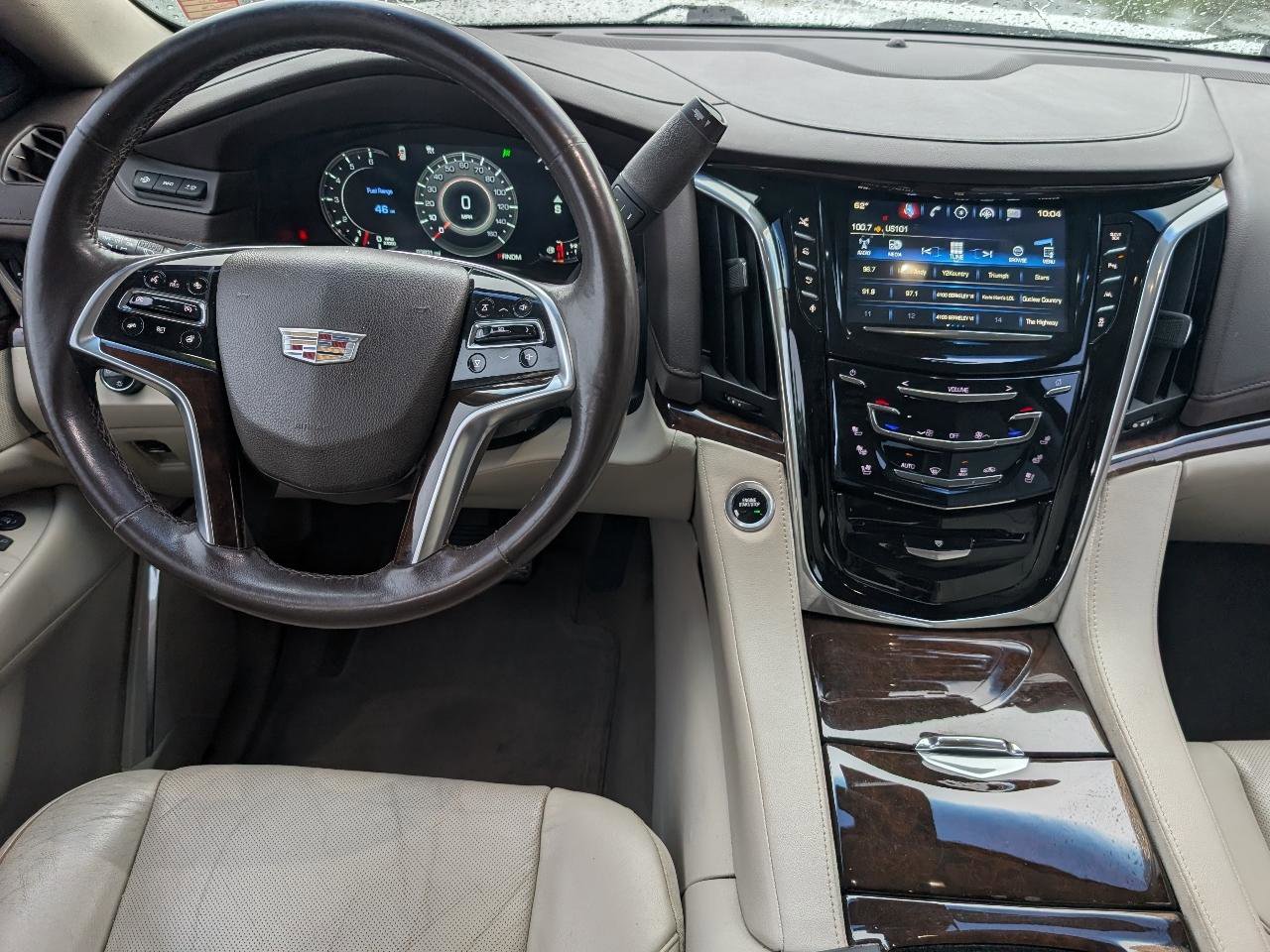 Used 2016 Cadillac Escalade Premium RWD image 7