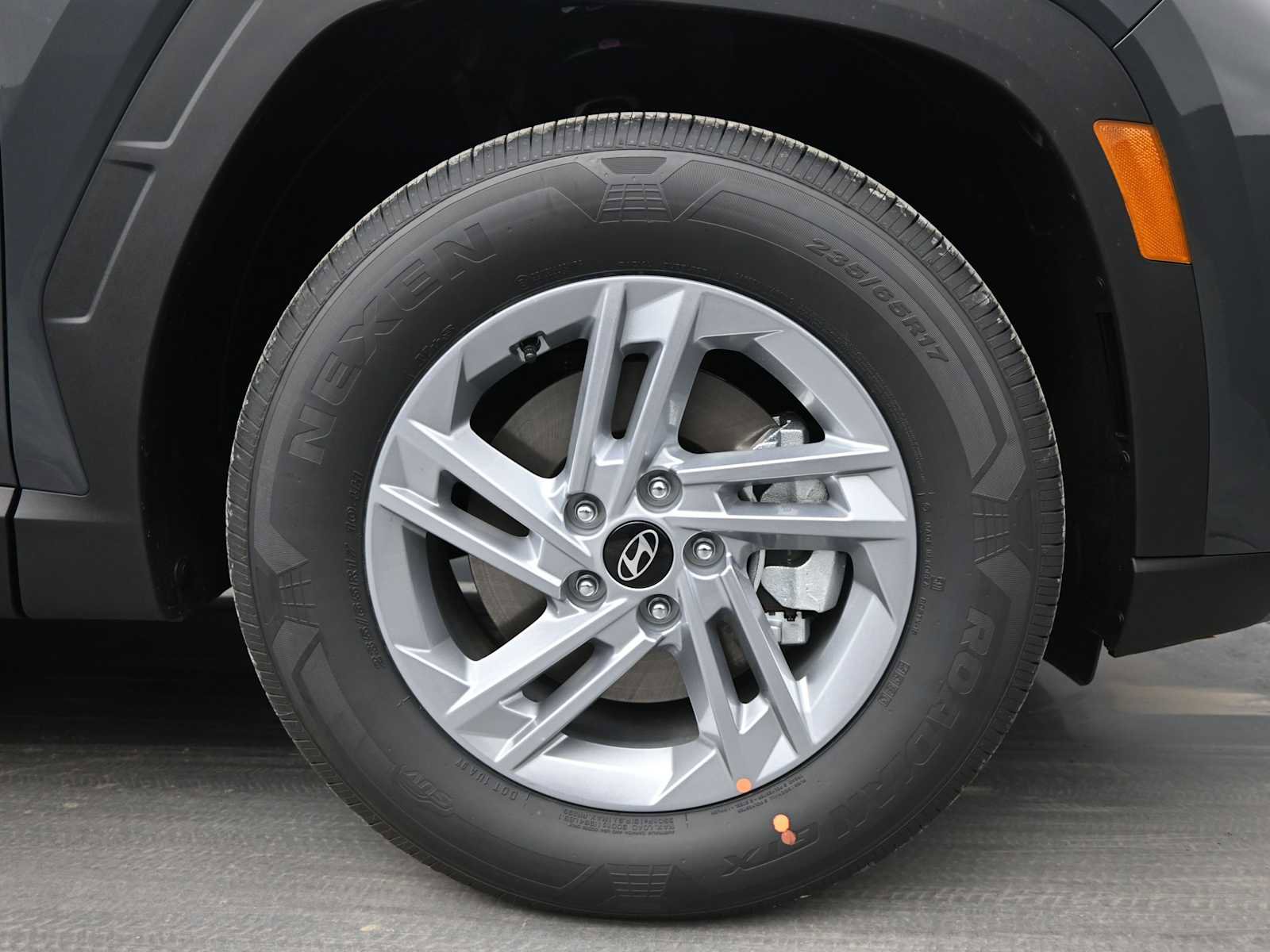 New 2026 Hyundai Tucson SE image 10