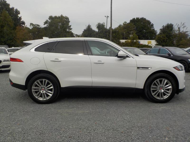 Used 2019 Jaguar F-PACE Prestige image 6