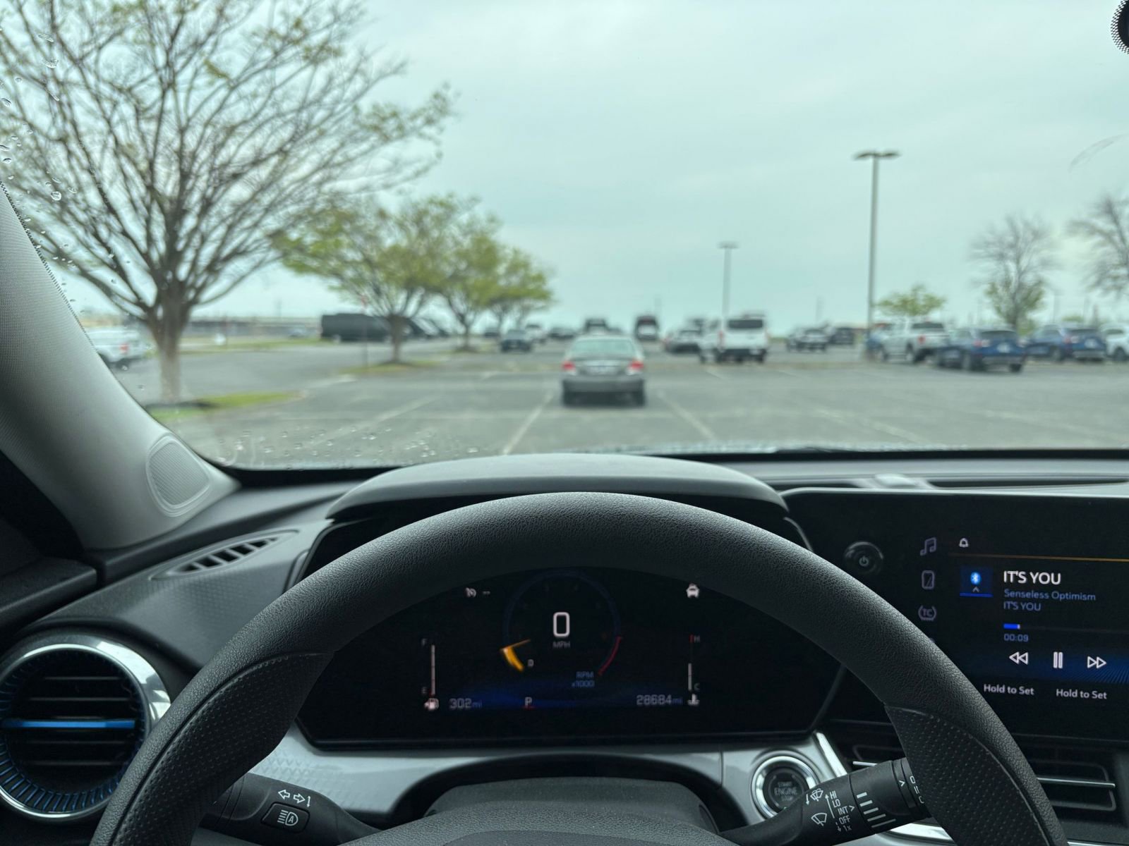 Used 2025 Chevrolet Trax LT image 33