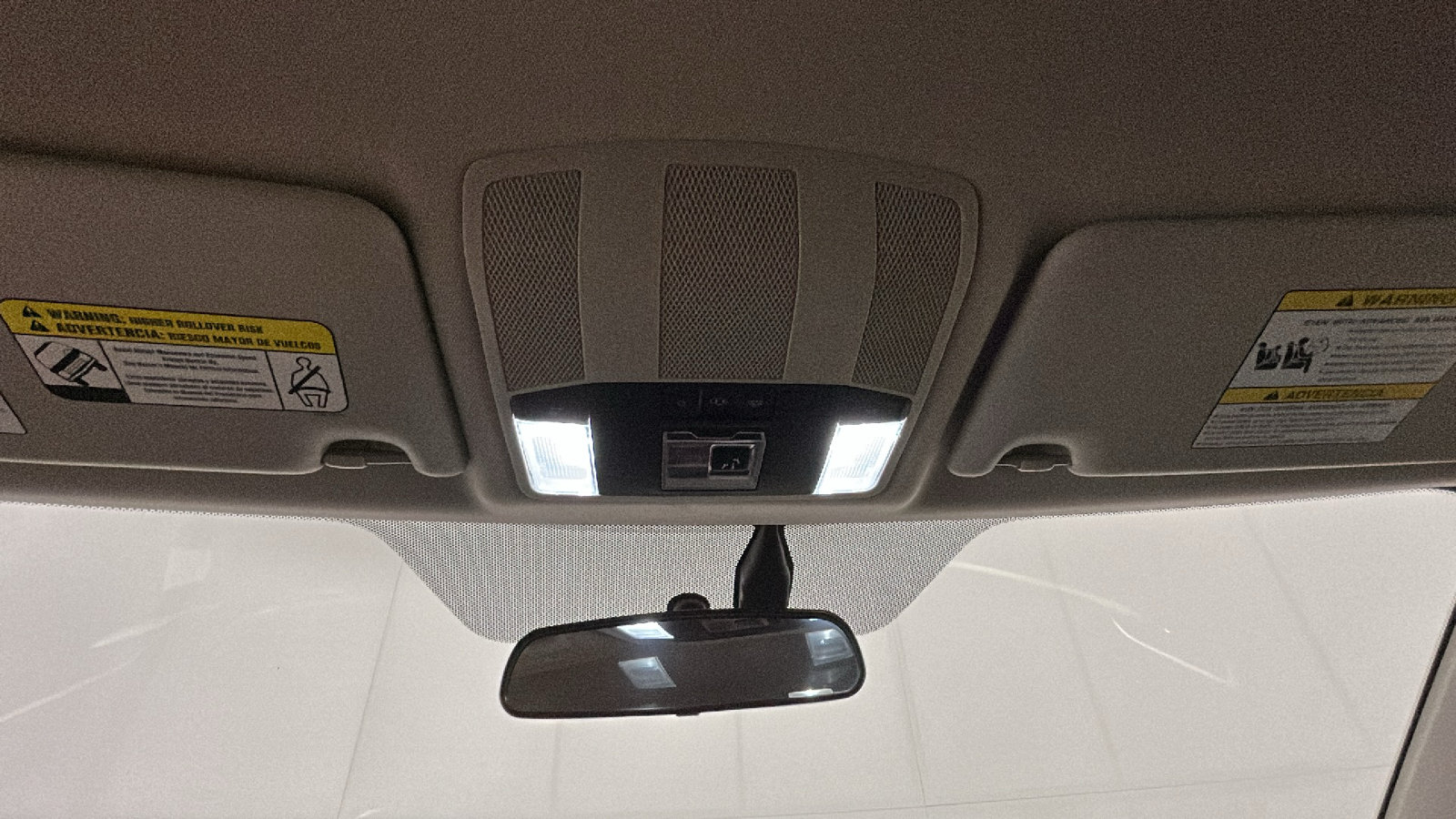 Used 2018 Mitsubishi Eclipse Cross SEL AWD/4WD image 25