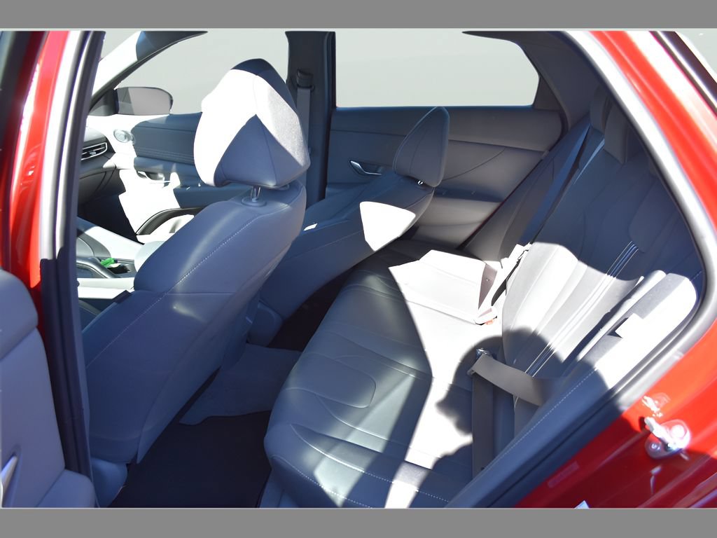 New 2026 Hyundai Elantra Sport FWD image 11
