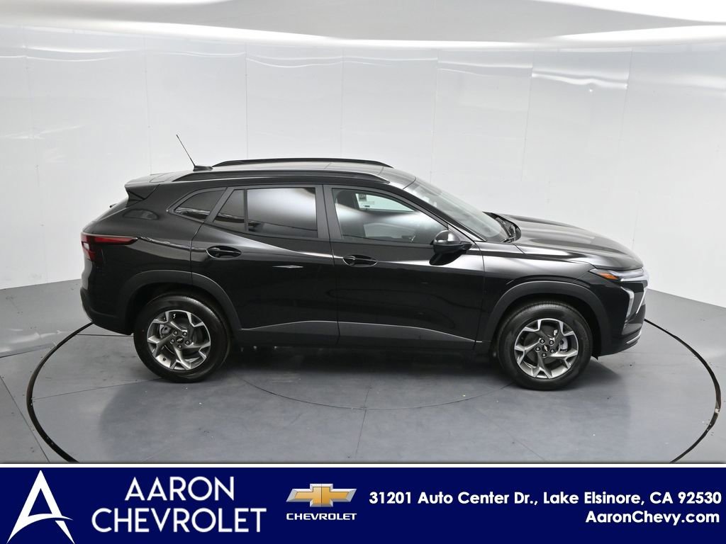 New 2026 Chevrolet Trax LT w/ Sunroof Package FWD image 55