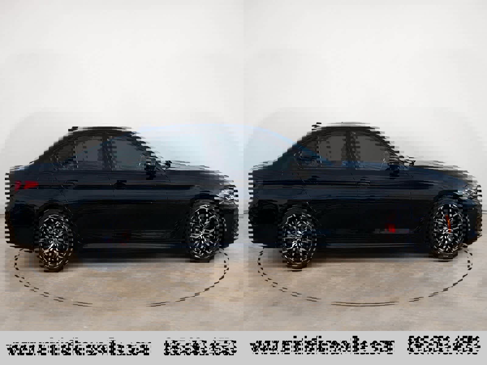 Used 2023 BMW M550i xDrive M550i xDrive w/ Executive Package image 2