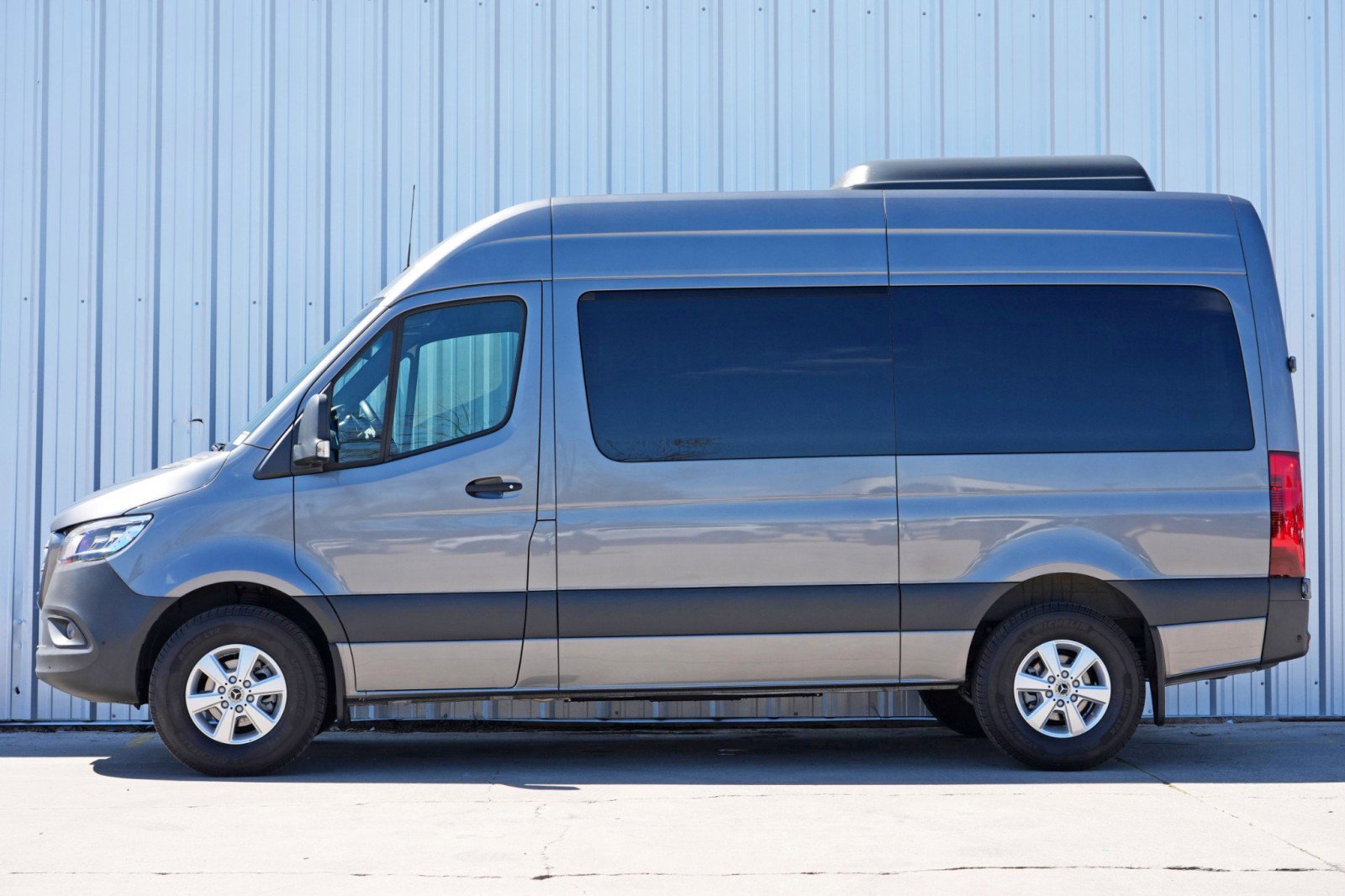 Used 2023 Mercedes-Benz Sprinter 2500 image 9