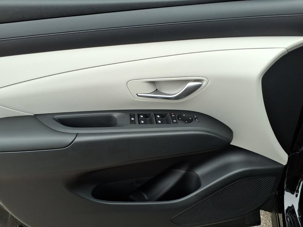 New 2026 Hyundai Tucson SEL Plus FWD image 13