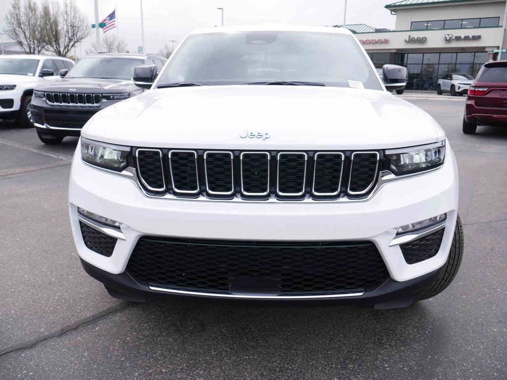 New 2025 Jeep Grand Cherokee Limited 4xe image 2