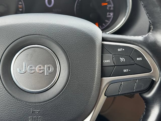 Certified 2022 Jeep Grand Cherokee Laredo E w/ Security & Convenience Group AWD/4WD image 26